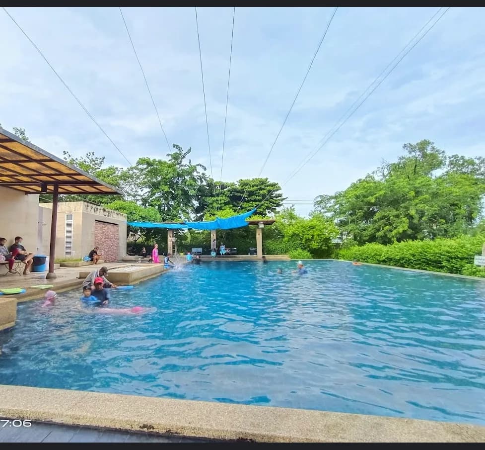 Swimming Pool 1, Sammakorn Village (Water Tower)